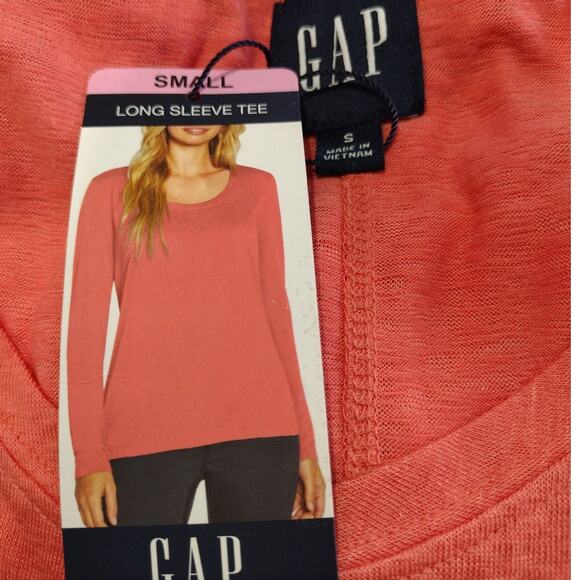 NWT Gap Women's Relaxed Fit Soft Slub Scoop Neck Long Sleeve T-Shirt Size Small - Picture 3 of 4